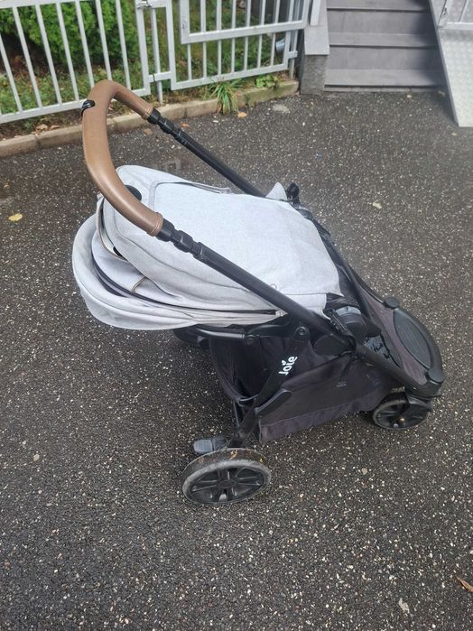 Carucior Joie Versatrax Sport