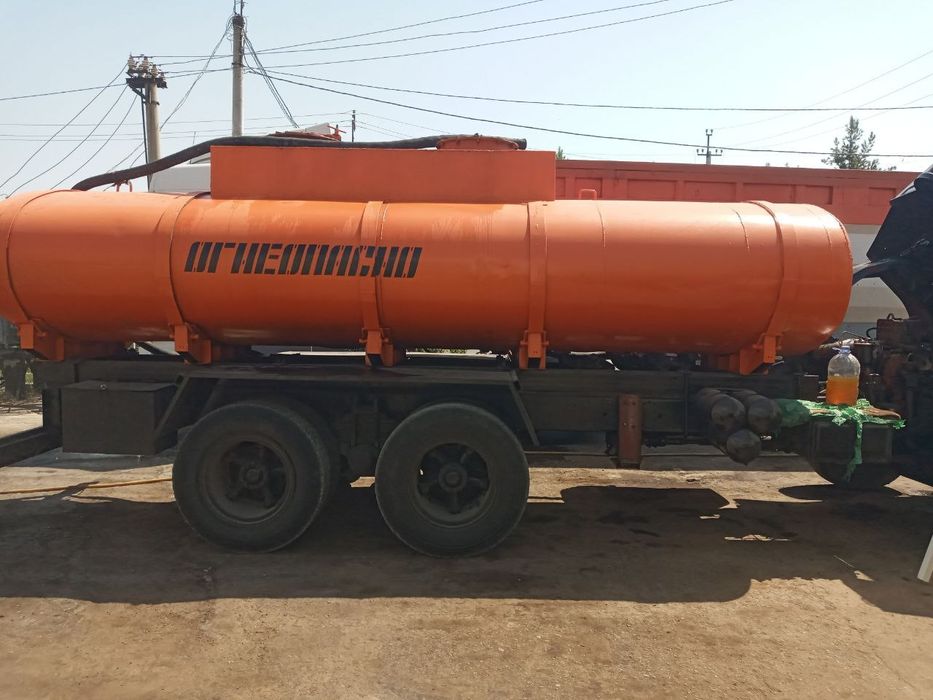 Камаз бензавоз (водавоз) сотилади 1986йил