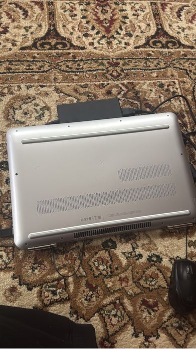 Продам ноутбук hq