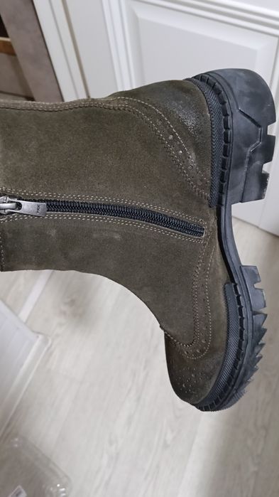 Продам ботинки замша натуральная