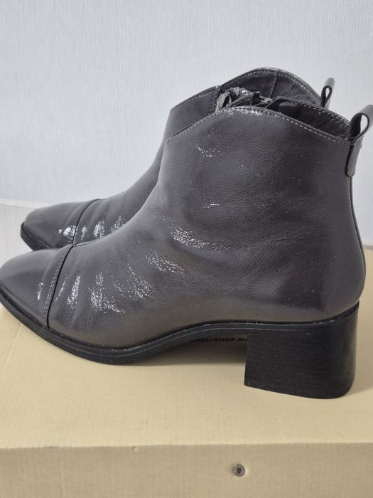 Полу ботинки женские