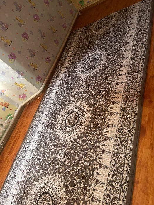 Гилам 5 га 2 сотилади