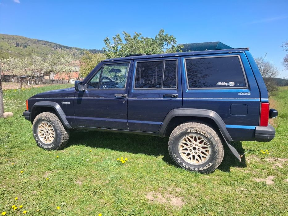 JEEP Cherokee 1995 — imagine 2