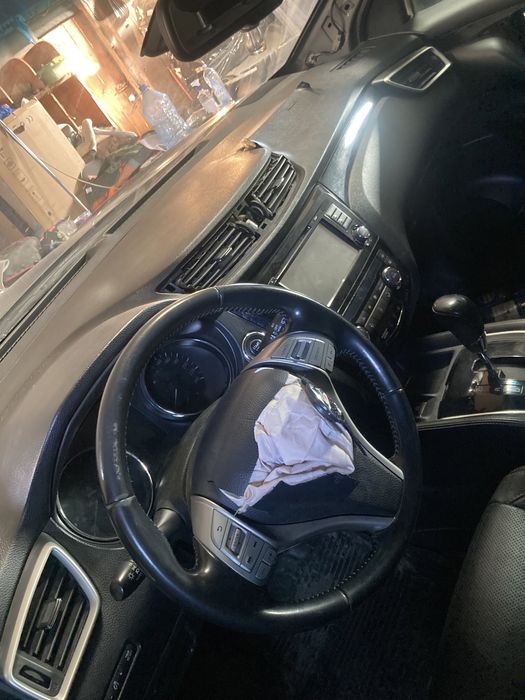 Перетяжка салона. Ремонт и восстановление айрбагов. Шумоизоляция