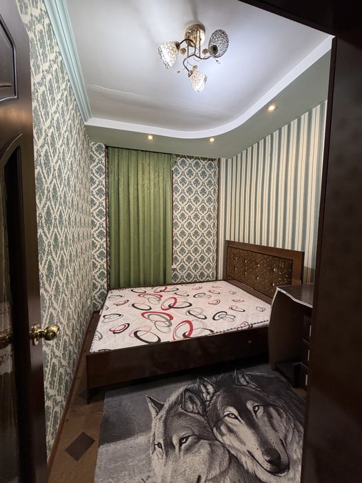 Гагарин Кинап Орка Томонида 2 хоналик Гиштли квартира сотилади 3 этаж