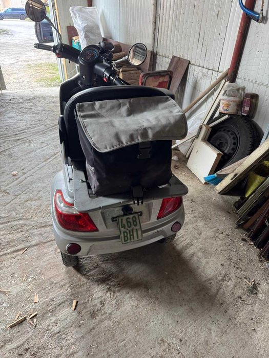 Електрически скутер