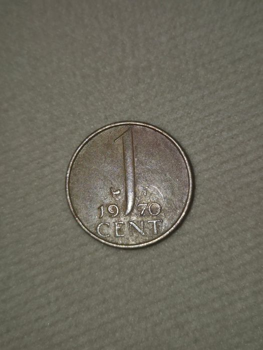 Продаю старинные монеты