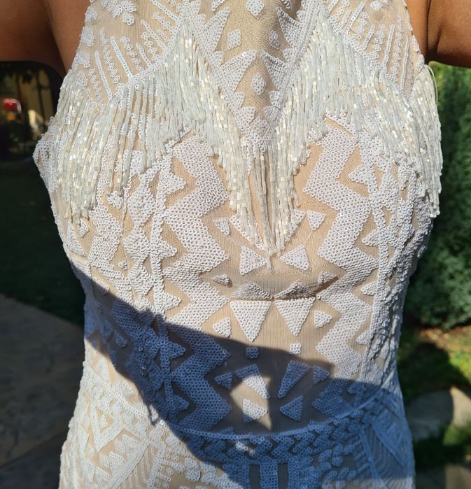 Уникална официална рокля