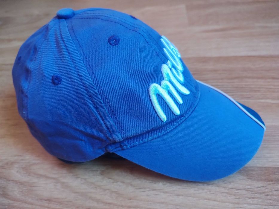 Șapcă cu mărimea ajustabilă