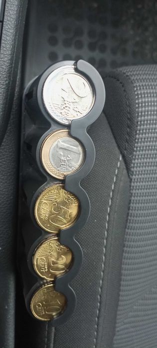 Продавам евро монетници!!