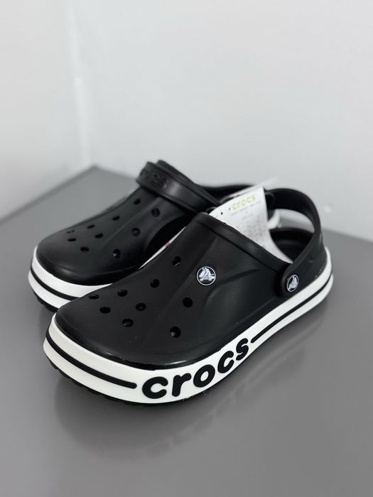 Продам Crocs.