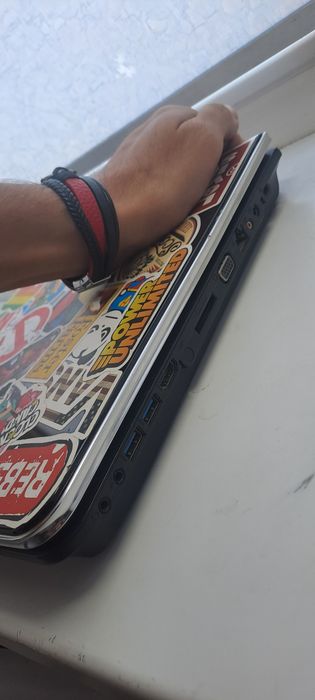 ноутбук ASUS i7  17экран