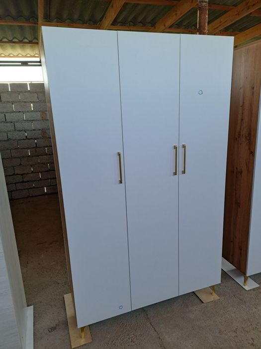 Мебель Шкафы для одежды