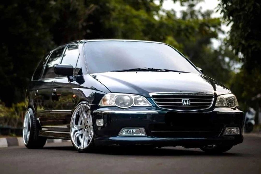 Продам Хонду Одиссей