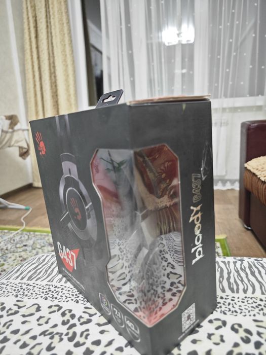 Продам наушники Bloody G437