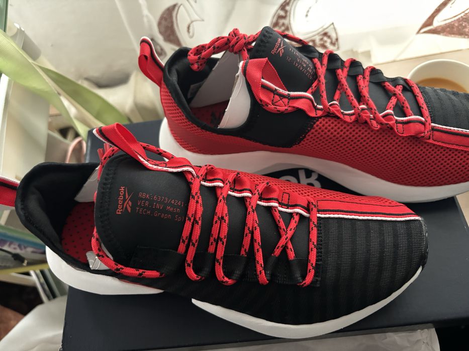 Кроссовки Reebok