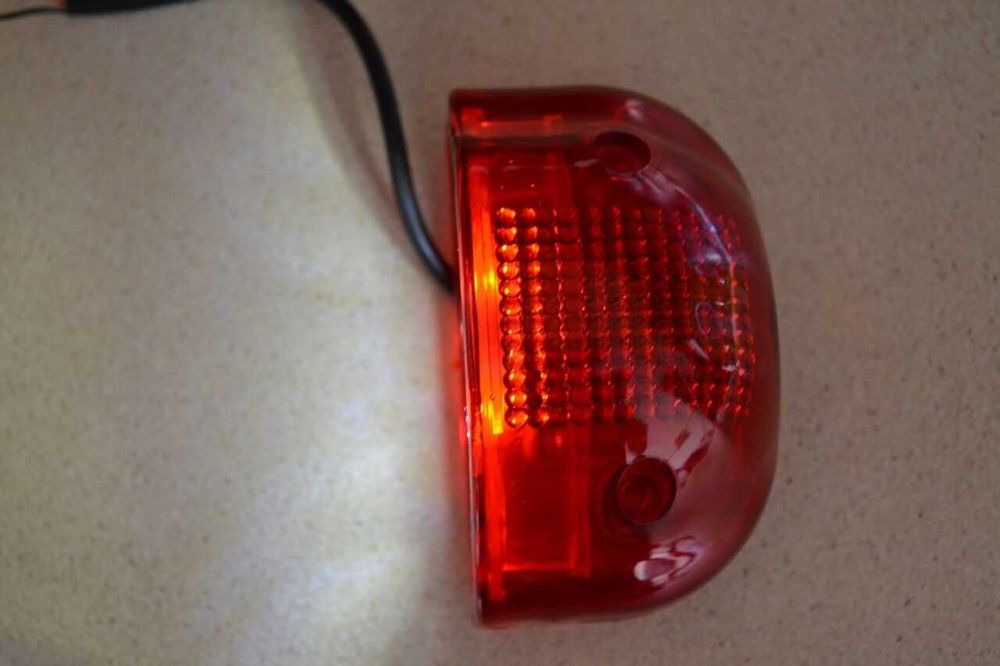 1 бр. LED ЛЕД габарити токоси рогчета за осветяване на номер 12-24V