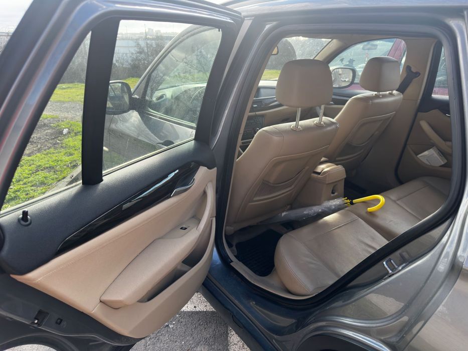 BMW X1 x-drive Automata 177 CP  2011