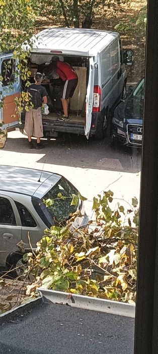 Чистим на най-ниски цени мазета тавани дворове апартаменти офис.хамали