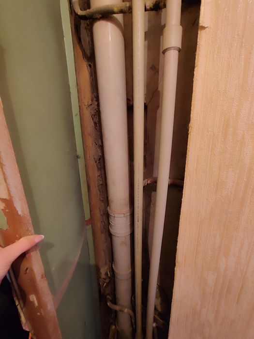 Продается  3-комн (5-18, 4 эт)