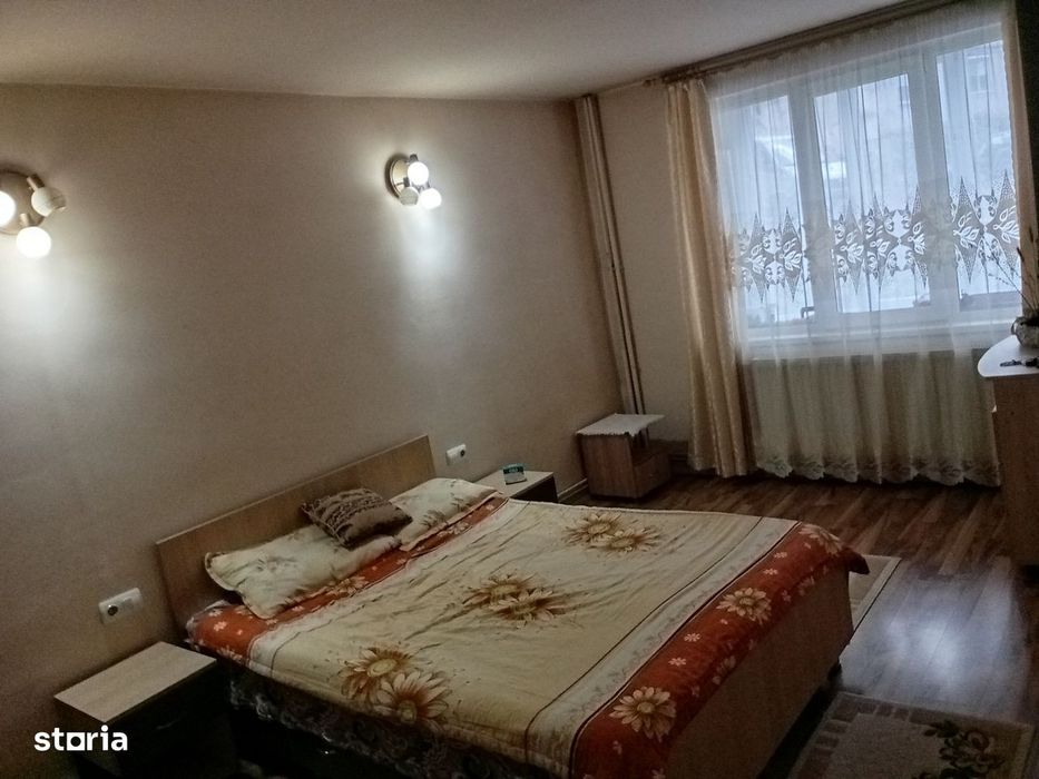 Apartament 4 camere, disponibil, bloc caramida!