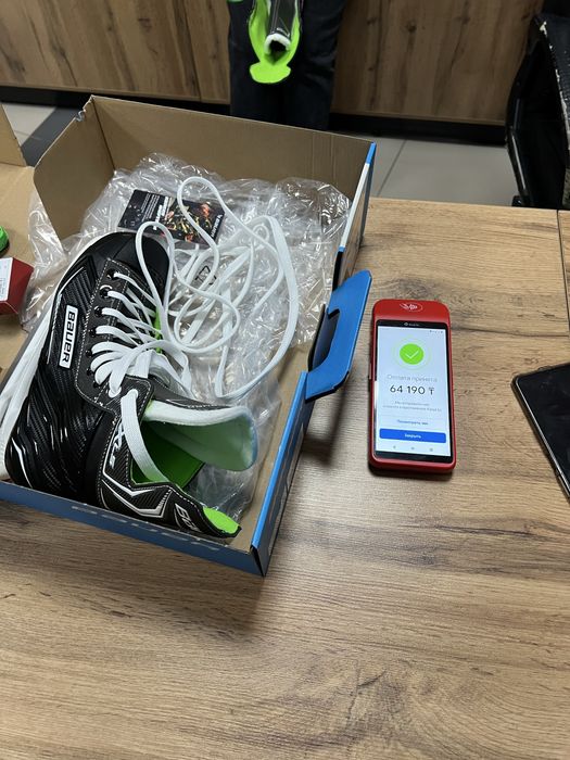 Коньки Bauer Бауер 41-42