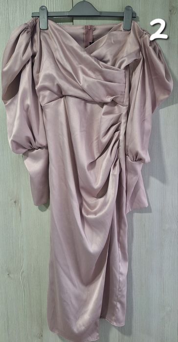 Vând rochii de ocazie