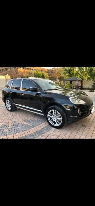 Продам Porsche Cayenne в идеальном состоянии