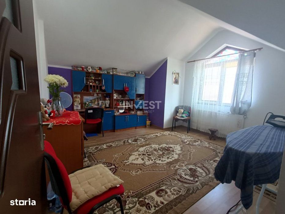Casa 5 camere-strada principala - Tomesti
