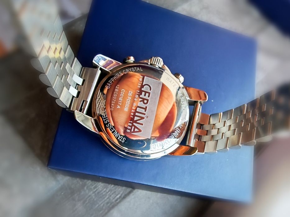 Продавам часовник Certina и Edox Delphin