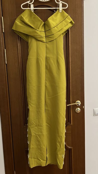 Платье вечернее