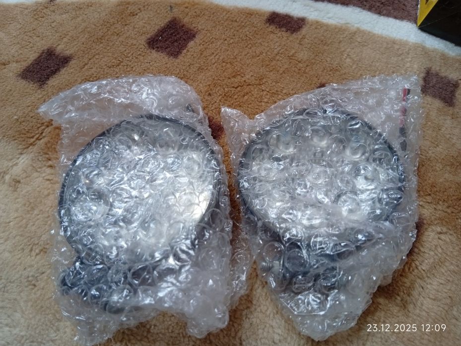 Подам свето диодные фары .