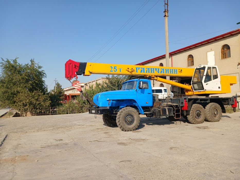 Продаётся. Автокран  Урал вездеход