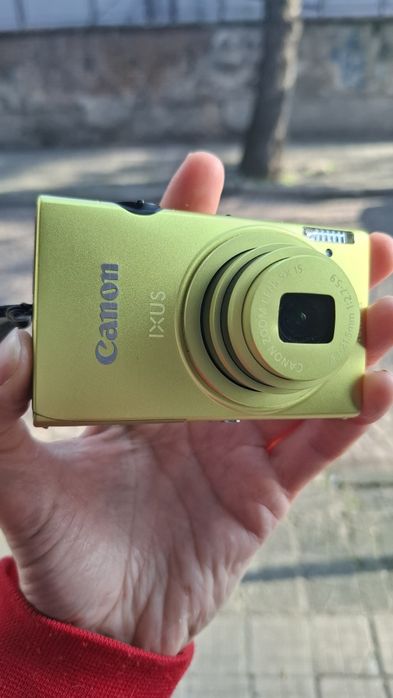 Компактен дигитален фотоапарат Canon IXUS 125HS