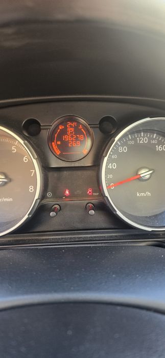 Nissan qashqai +2 Газов инжекцион