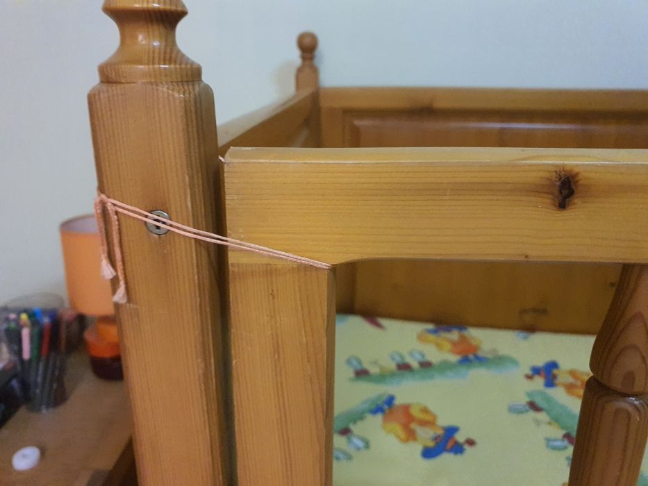 Бебешка кошара дървена