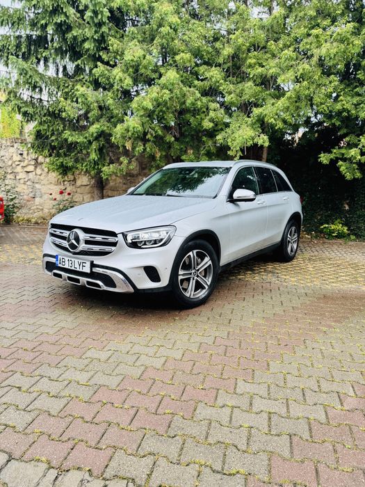 MERCEDES-BENZ GLC