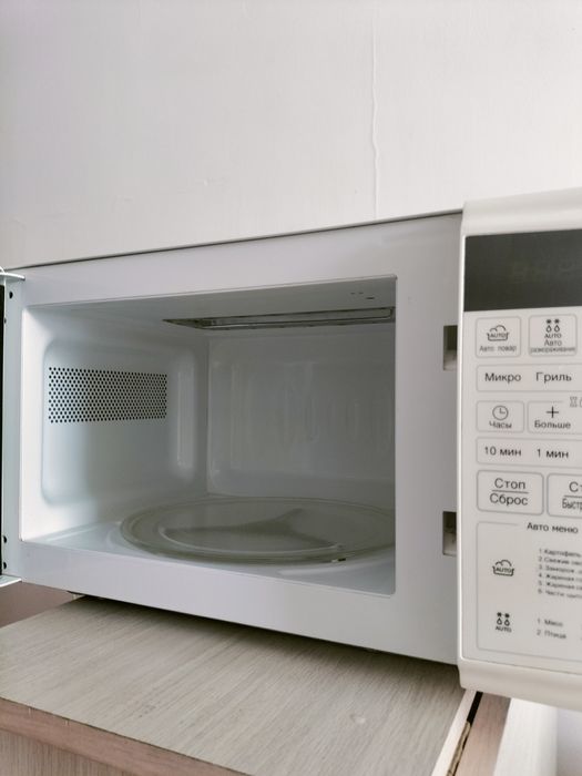 Микроволновка LG