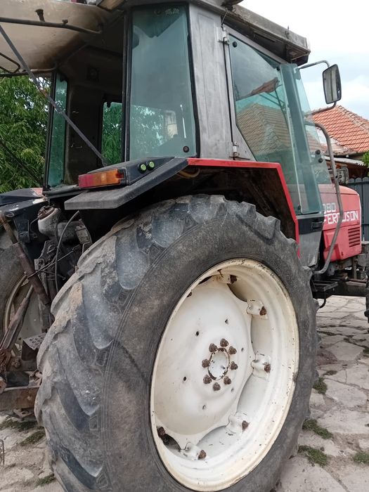 Tractor agricol Massey Ferguson 3080 100cp