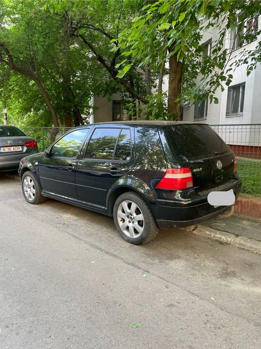 Volkswagen Golf 2003 diesel, 1.610 € — imagine 5