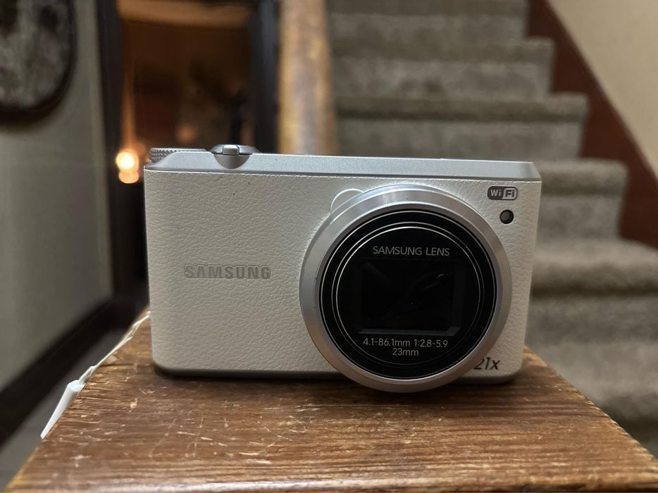 Samsung   Wb350F