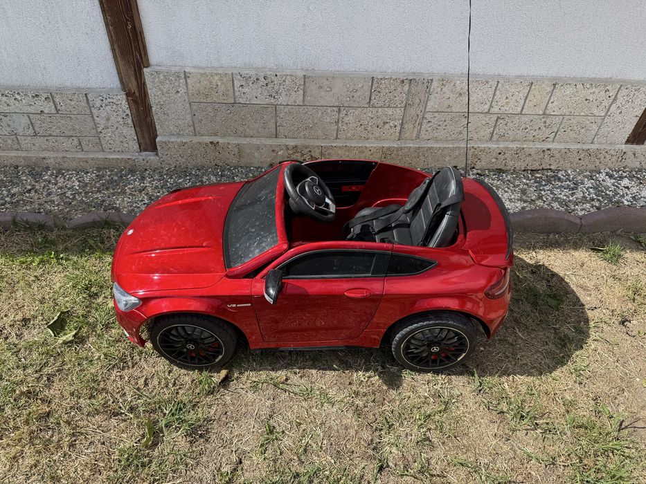 Masinuta electrica pentru copii cu telecomanda