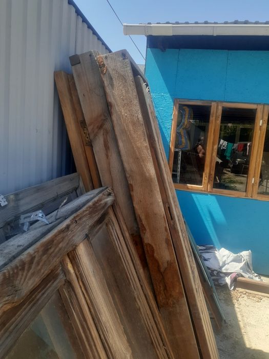 Продам двери и окна