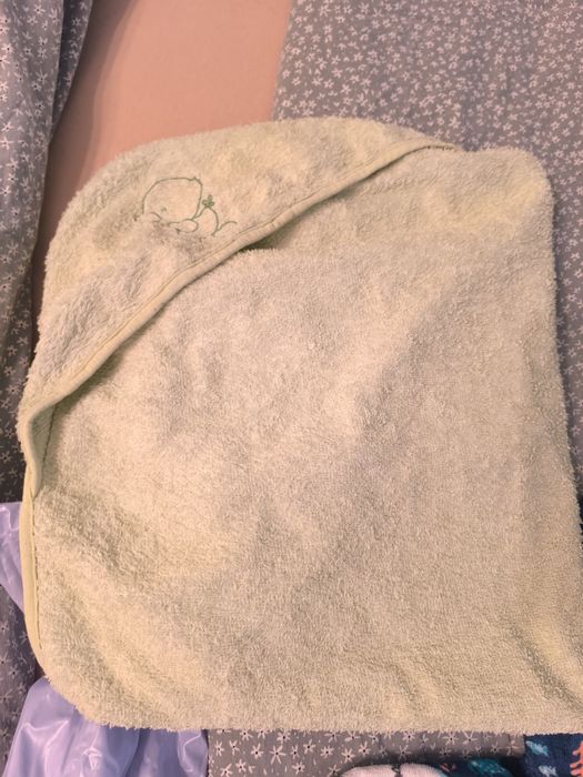 Плажно пончо, дъждобран и 2 хавлийки