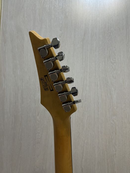 Электрогитара Ibanez SA260FM (+кейс)