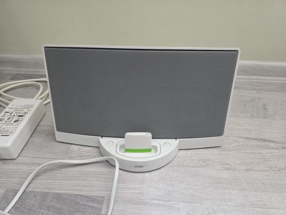 Bluetooth колона-система Bose SoundDock