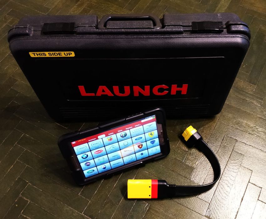 Kit Tester Auto Launch x431 Tableta 10' + Cutie Adaptori Originali !