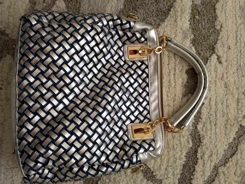 Женские сумка отличном состоянии