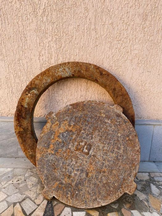 Крышка с люком 10/80