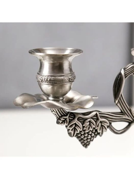Подсвечник «Виноградная лоза»